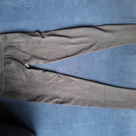 Set Active NWT SCULPTFLEX POWER LEGGINGS - ONYX - M - Picture 7 of 7